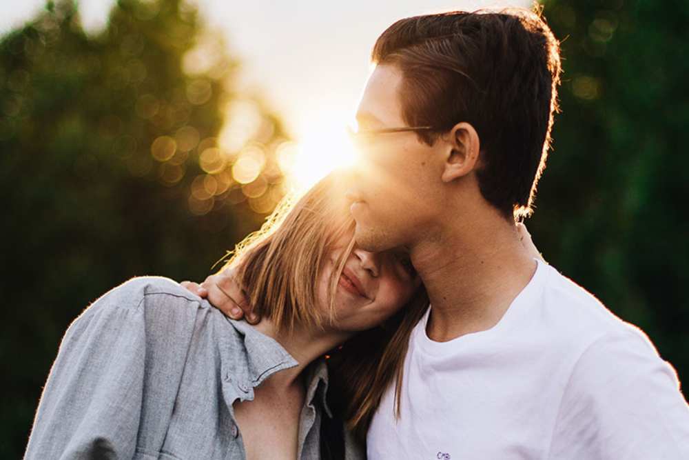  Tips Cinta Menjalin Hubungan yang Sehat dan Dewasa