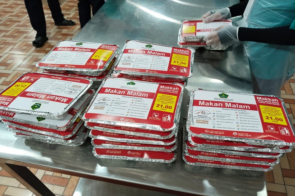  Mengintip Dapur Katering Jemaah Haji 2025, Membawa Rasa Nusantara ke Tanah Suci