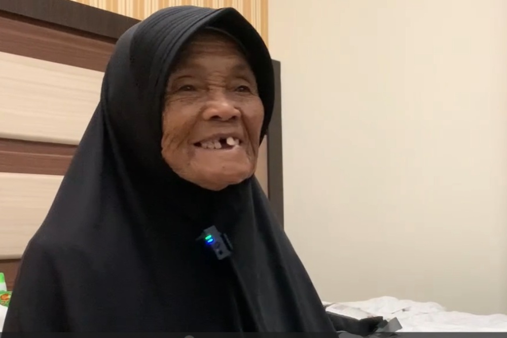  LAPORAN HAJI 2025: Kisah Mbah Sutiah Pergi ke Makkah di Usia 107 Tahun