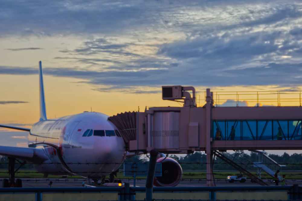 Pesawat Lion Air Pengangkut Jemaah Haji Alami Trouble saat Mendarat di Bandara Minangkabau