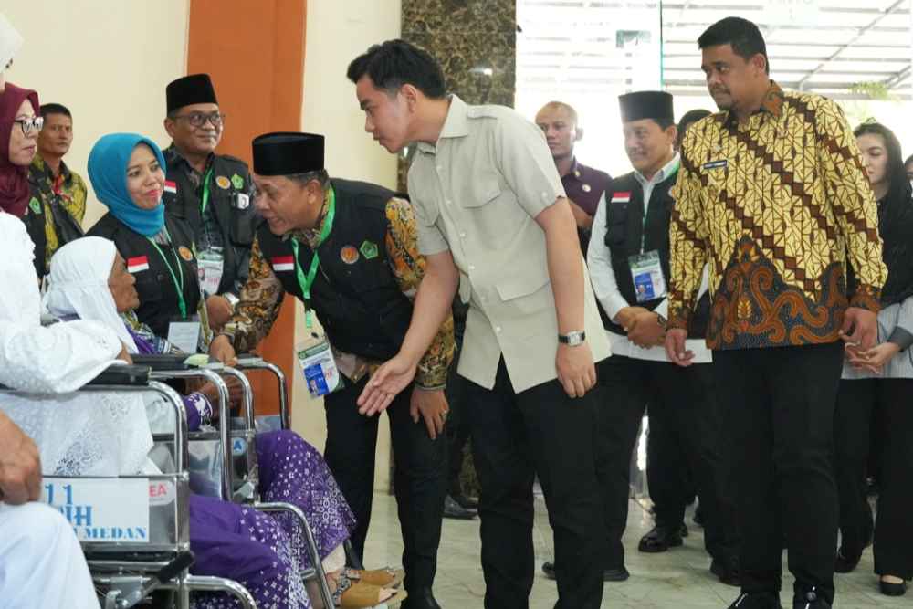  Gibran Minta Bobby Usul Layanan Fast Track Haji ke Kedubes Arab Saudi
