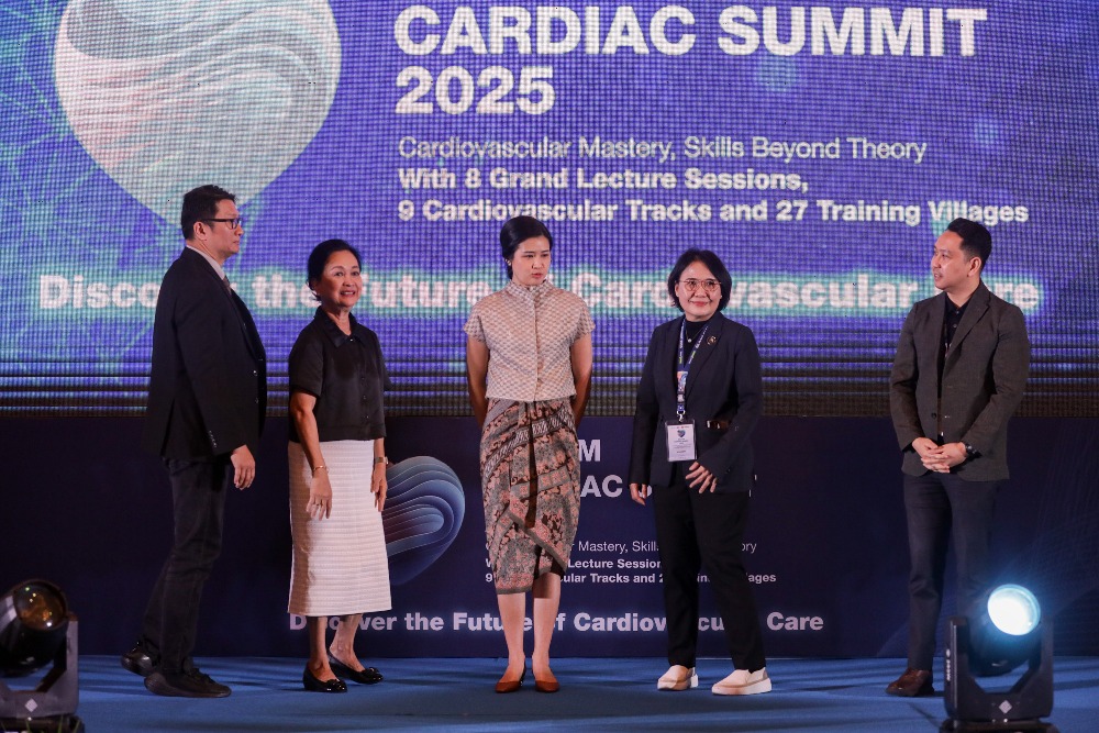  Caroline Riady Bagi Kiat Sukses RS Siloam
