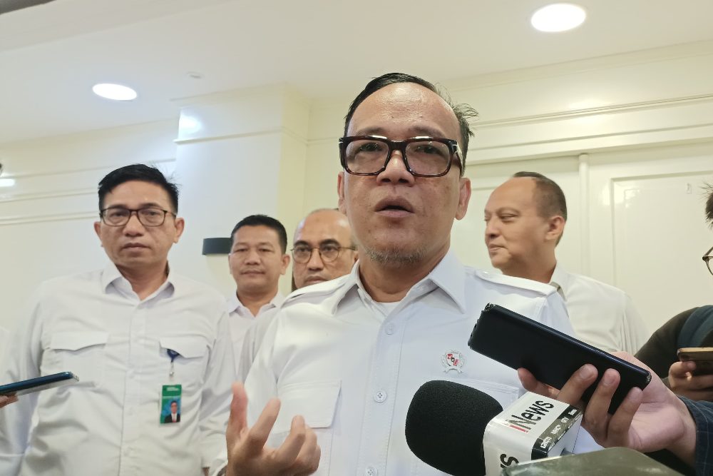  Dapat Aduan BUMN Tahan Ijazah Pekerja, Wamenaker akan Lapor ke Erick Thohir