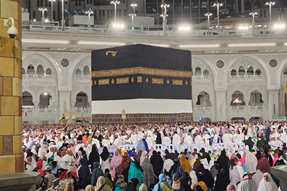 Jemaah Haji Gratis Kirim Oleh-Oleh dari Arab Saudi, Ini Syarat Ketentuannya