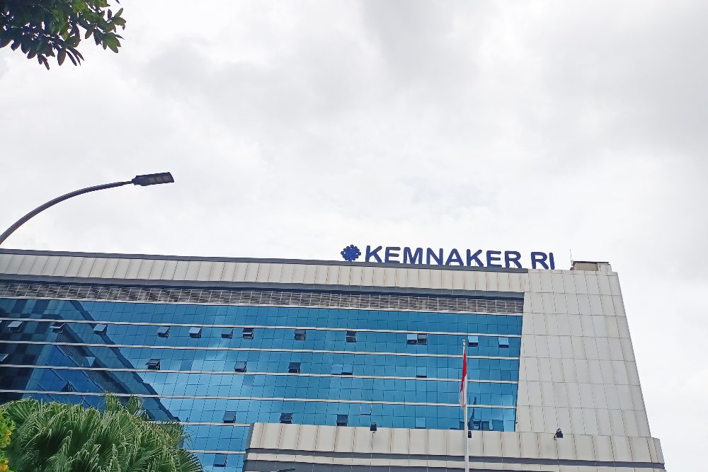 KPK Geledah Kantor Kemnaker, Usut Dugaan Suap TKA