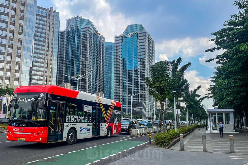 Ada Kebijakan ASN Naik Transum Tiap Rabu, Penumpang Transjakarta Melonjak jadi 110.000