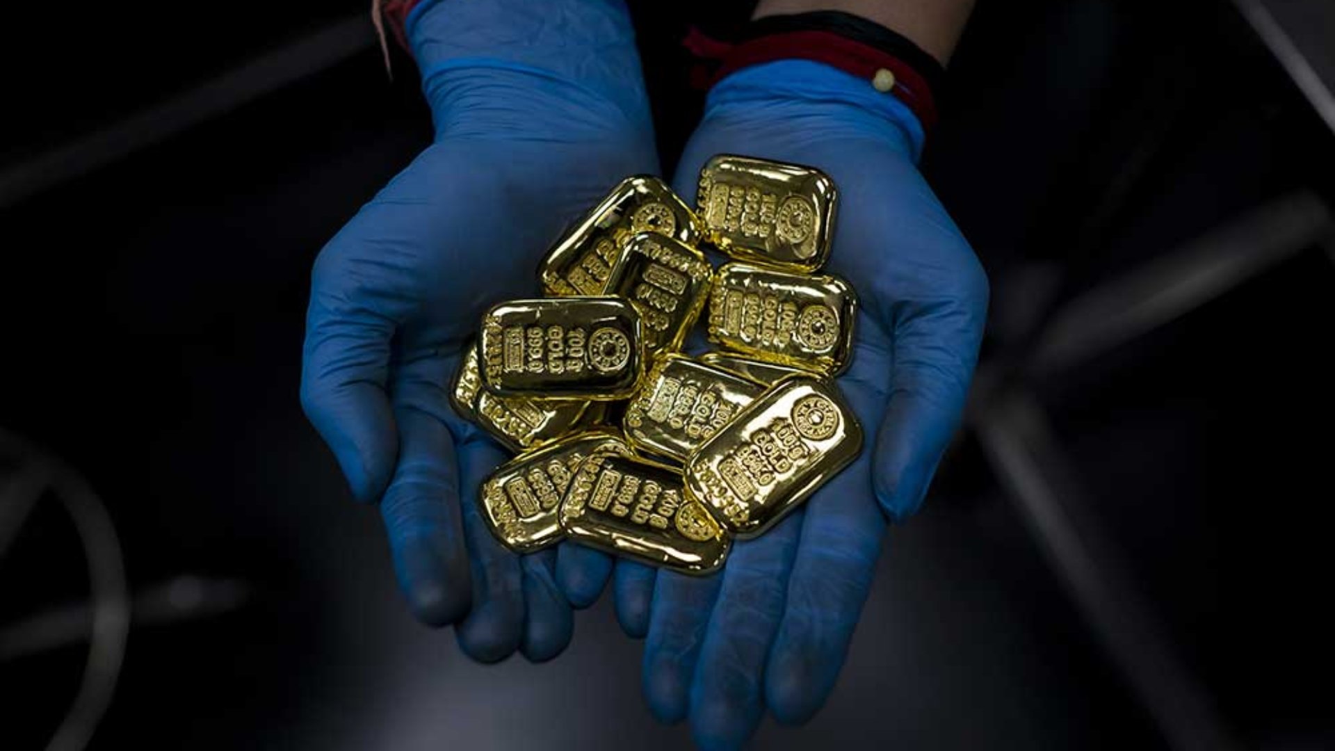 China Pemborong Emas Saat Harga Sentuh Rekor Tinggi