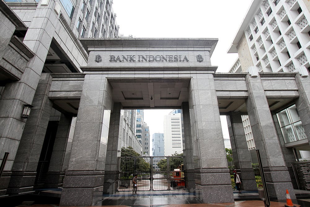 Poin-Poin RDG BI: Suku Bunga dan Outlook Ekonomi Turun, Bank Diminta Genjot Kredit
