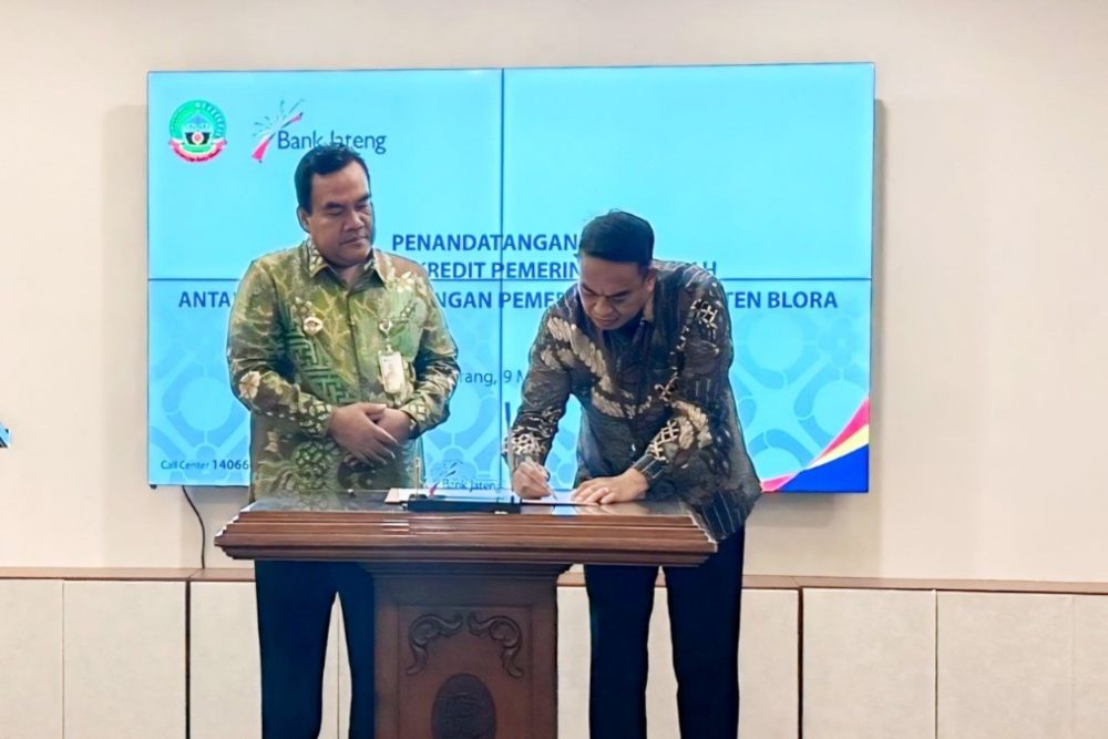  Bank Jateng Salurkan Pinjaman Daerah Rp215 Miliar untuk Pemkab Blora