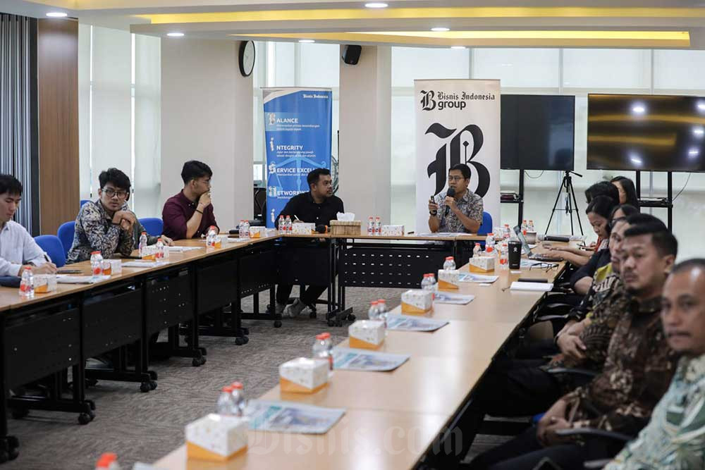  Mahasiswa Program Magister Manajemen (MM) Fakultas Ekonomi dan Budaya Universitas Indonesia Kunjungi Bisnis Indonesia