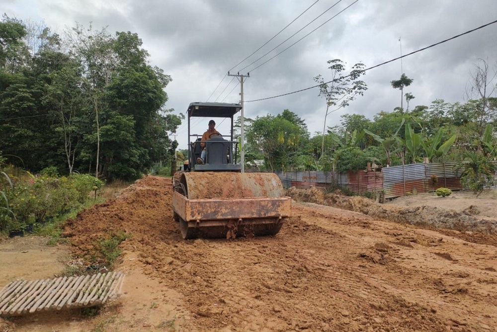  Pemprov Riau Perbaiki Jalan Lintas Kabupaten Indragiri Hulu