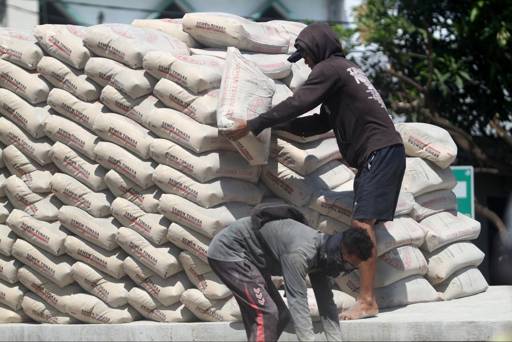 Semen Indonesia (SMGR) Rombak Petinggi, Kerabat Jokowi Jadi Komisaris Utama