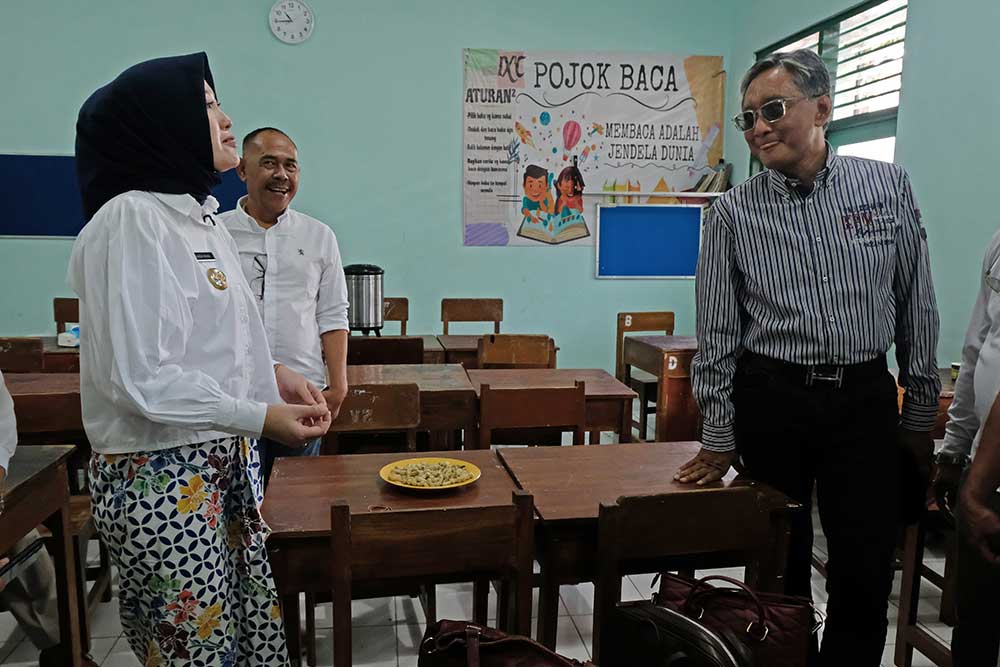  Menteri Pekerjaan Umum Dody Hanggodo Kunjungi SMP Negeri 2 Temanggung