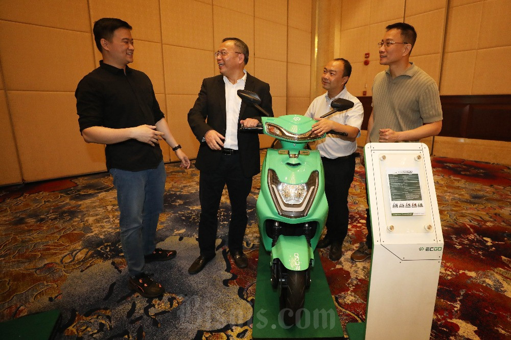  Penyewaan Sepeda Motor Listrik