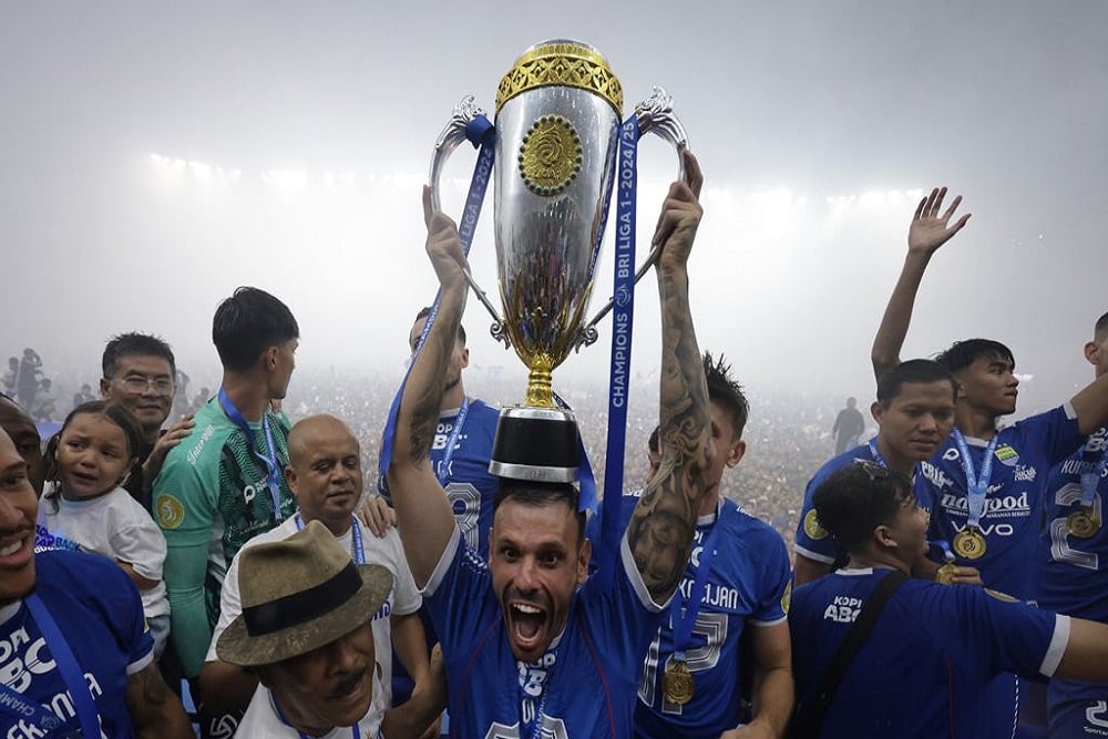 Daftar Penghargaan Individu Liga 1 2024-2025, Tyronne Pemain Terbaik