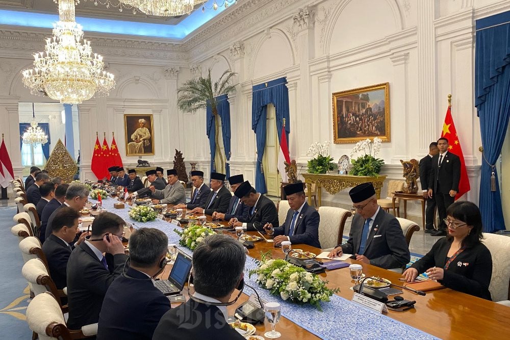 Prabowo Bertemu PM China Li Qiang, Dorong Penyelesaian CoC Laut China Selatan