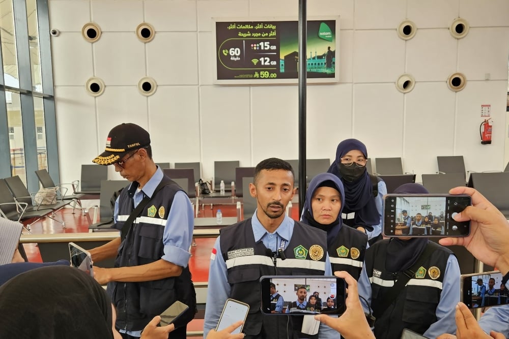 LAPORAN HAJI 2025: Lidah Indonesia Paras Timur Tengah di Bandara Jeddah