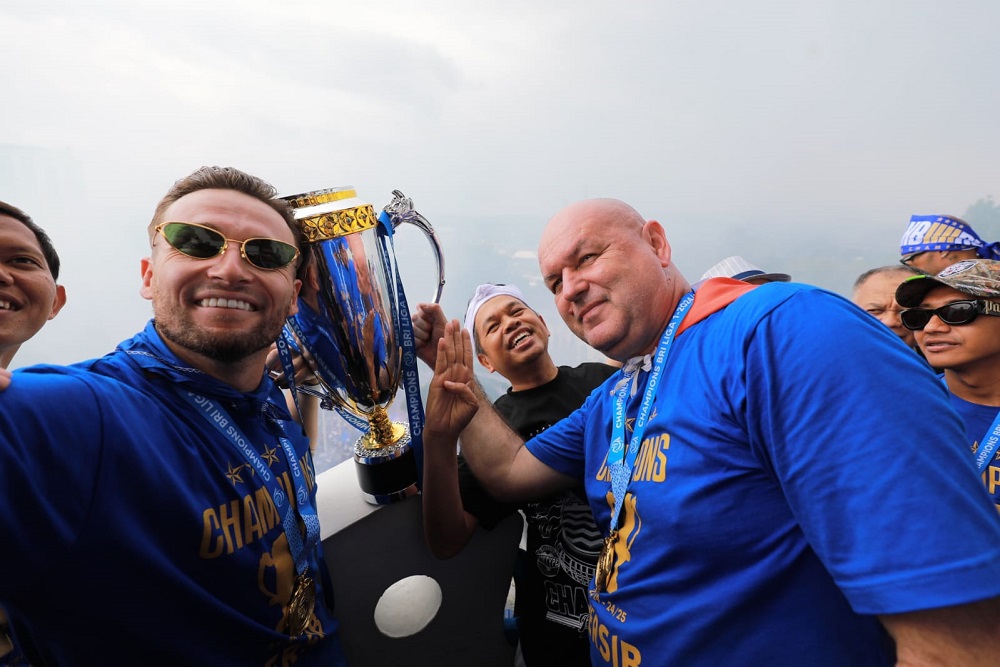  Bonus Rp1 Miliar KDM untuk Pemain Persib dari Tabungan Pribadi dan Jual Sapi