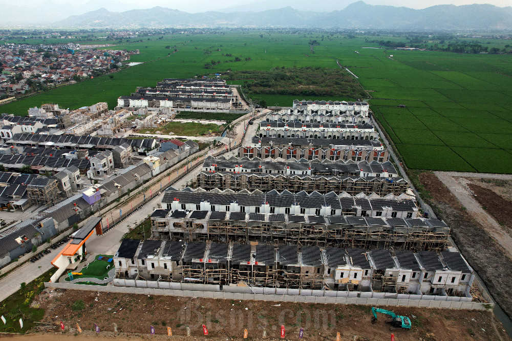  Emiten Properti DILD-PANI Menanti Gerak Cepat Bank Respons BI Rate