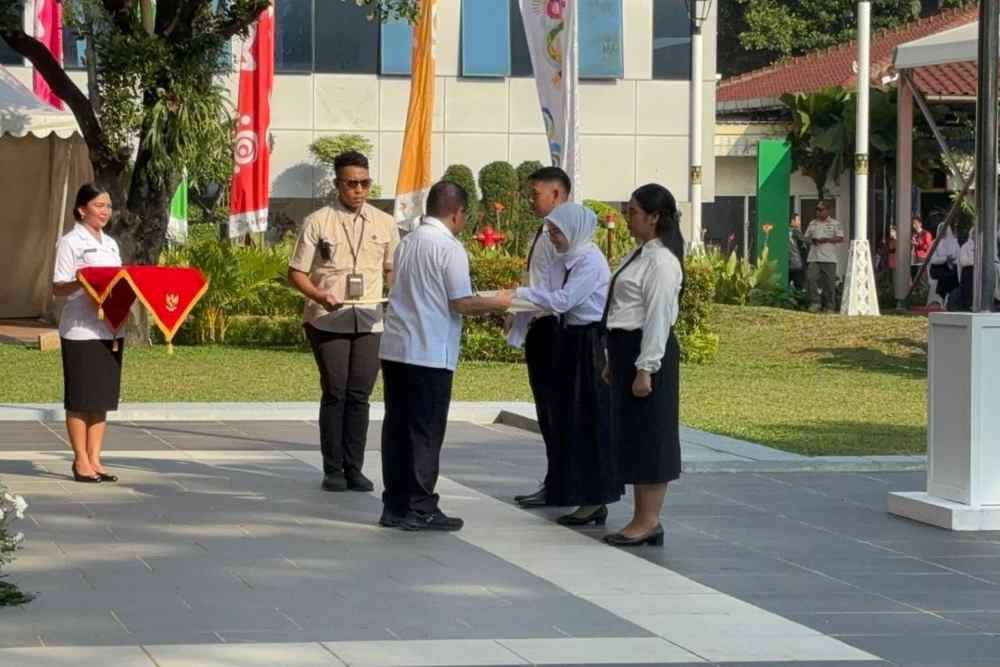  Pramono Serahkan SK 3.419 CPNS Pemprov Jakarta, Mulai Bekerja 2 Juni