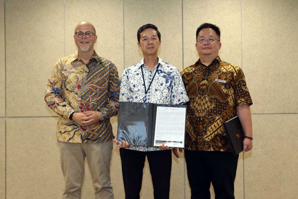  3 Pemimpin BCA Sabet Penghargaan dari Lembaga Riset European-Asian Management Institute