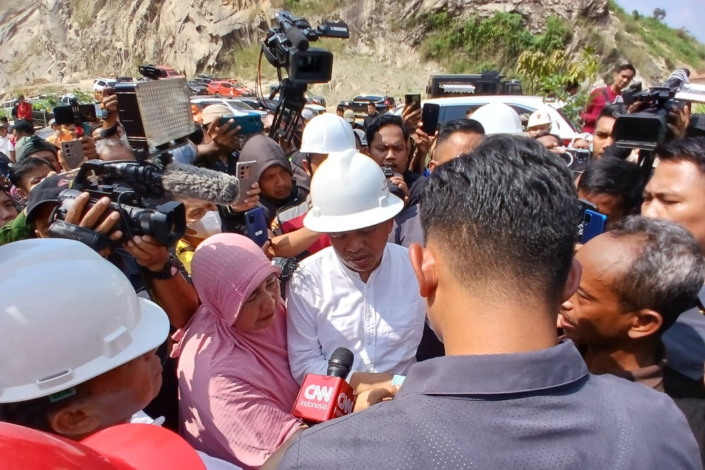 Pemprov Jabar akan Tanggung Biaya Hidup Anak Korban Longsor Gunung Kuda Cirebon