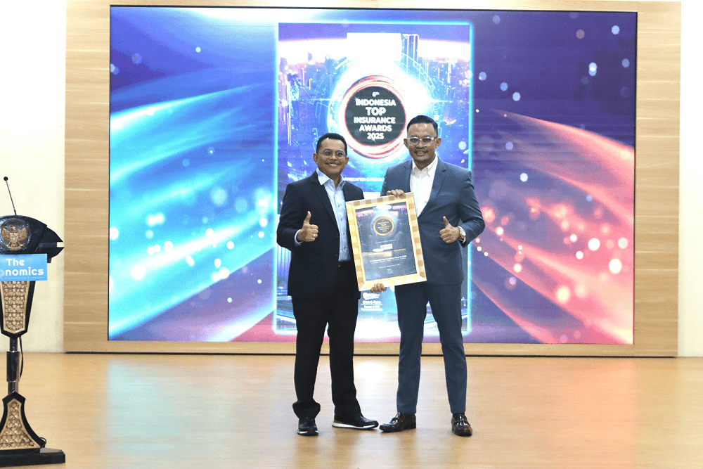 Kembali, Askrindo Raih Penghargaan Indonesia Top Insurance Award 2025
