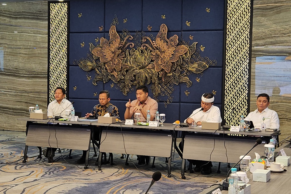  Maruarar Sirait Minta Bank BJB Tingkatkan Target Penyaluran FLPP di Jabar