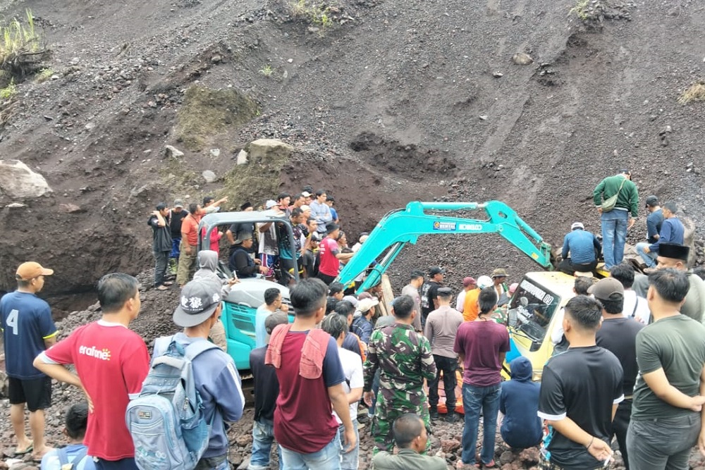  Polisi Tahan Tiga Orang Usai Longsor Tambang Ilegal di Garut