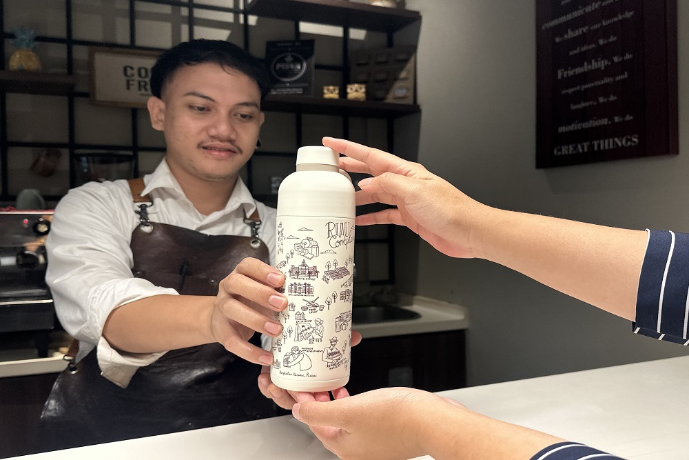  Komitmen Industri Kertas Kurangi Plastik di Hari Lingkungan