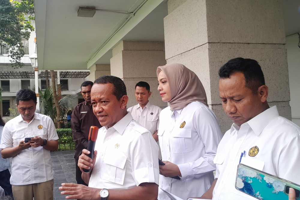 Penjelasan Bahlil soal Asal Usul Izin Tambang Nikel di Raja Ampat