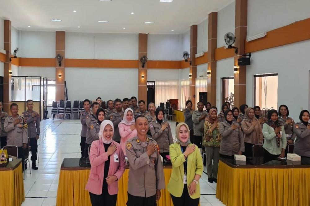 Bank Jateng bersama Polres Purworejo menyelenggarakan kegiatan capacity building bertema Service Excellent & Handling Complain di Ruang Auditorium Polres Purworejo, Kamis (8/5/2025). /Foto: Istimewa