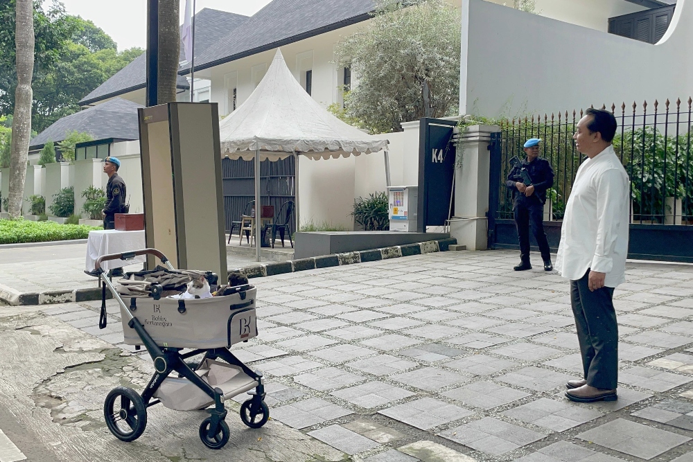  Momen Bobby Kucing Jalan-Jalan Sore, Saat Timnas Kunjungi Rumah Prabowo
