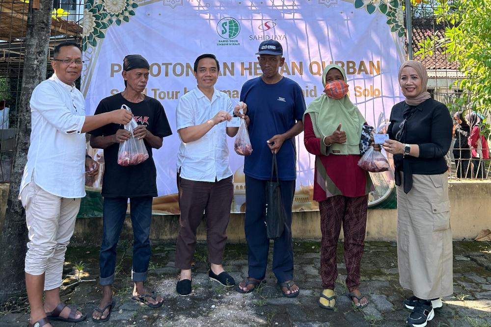  Sahid Jaya Solo dan Sahid Tour Sembelih 9 Hewan Kurban