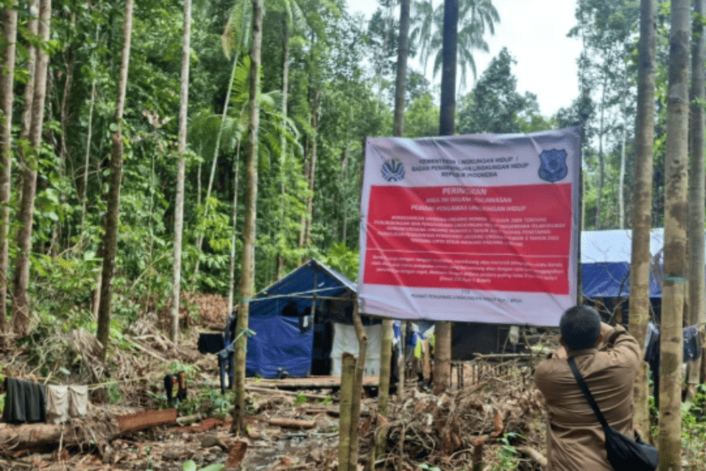  Menghitung Ongkos Besar Kerusakan Lingkungan dari Tambang Nikel di Raja Ampat
