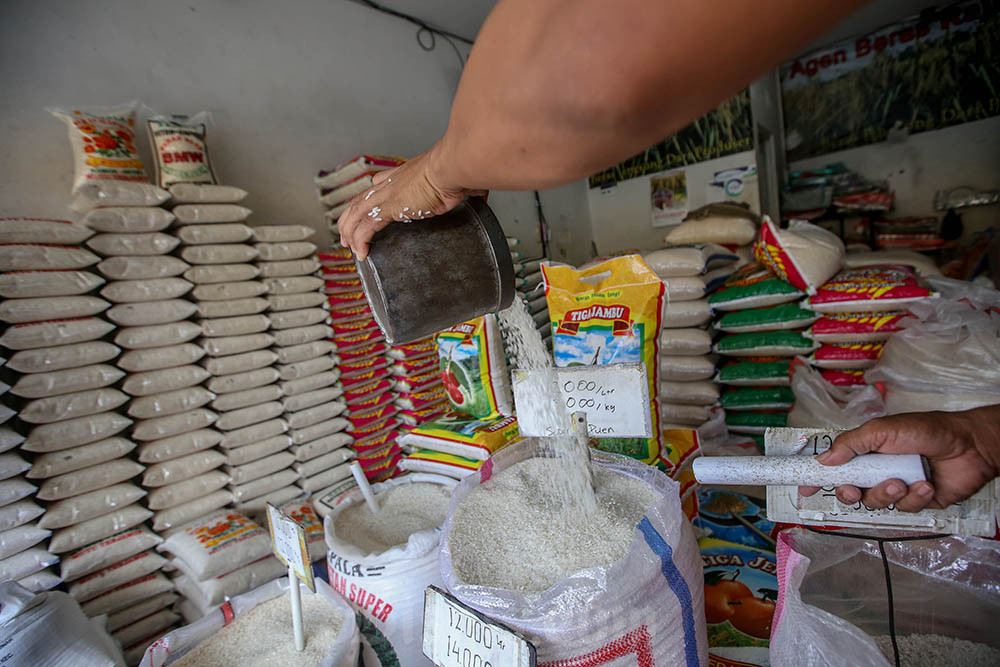  Harga Pangan Hari Ini Selasa (10/6): Beras Premium hingga Medium Kompak Naik