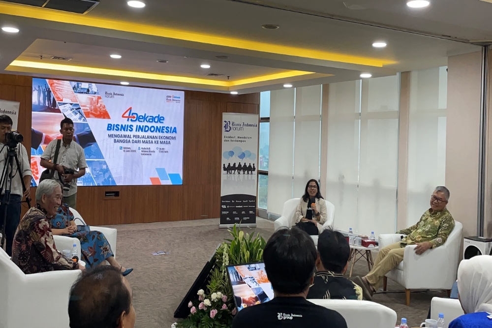 Suasana Kick Off 4 Dekade Bisnis Indonesia — Bisnis Indonesia Forum bertajuk 4 Dekade Bisnis Indonesia: Mengawal Perjalanan Ekonomi Bangsa dari Masa ke Masa yang dipimpin Pemimpin Redaksi Bisnis Indonesia Group Maria Y. Benyamin di Wisma Bisnis Indonesia, Jakarta, Selasa (10/6/2025). —Bisnis/Rika Anggraeni
