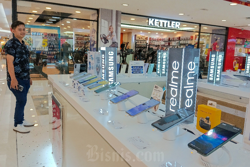  Laba Erajaya (ERAA) Awal 2025 Lesu Gegara iPhone 16 Telat Masuk RI