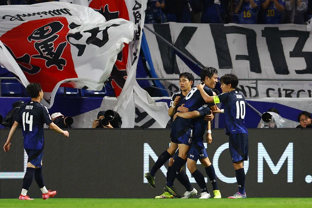 Timnas Jepang melakukan selebrasi usai mencetak gol ke gawang Indonesia. Hasil Jepang Vs Indonesia, Tim Samurai Biru Hancurkan Timnas Garuda di Osaka./REUTERS/Issei Kato