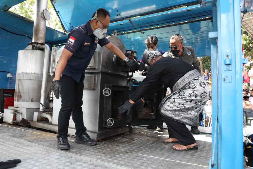  Pemusnahan 2 Ton Sabu di Batam: Dilakukan Terbuka di Alun-alun, Ada Pesta Rakyat