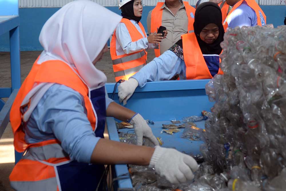  Prevented Ocean Plastic Southeast Asia Resmikan Fasilitas Daur Ulang Sampah Plastik PET di Sukabumi