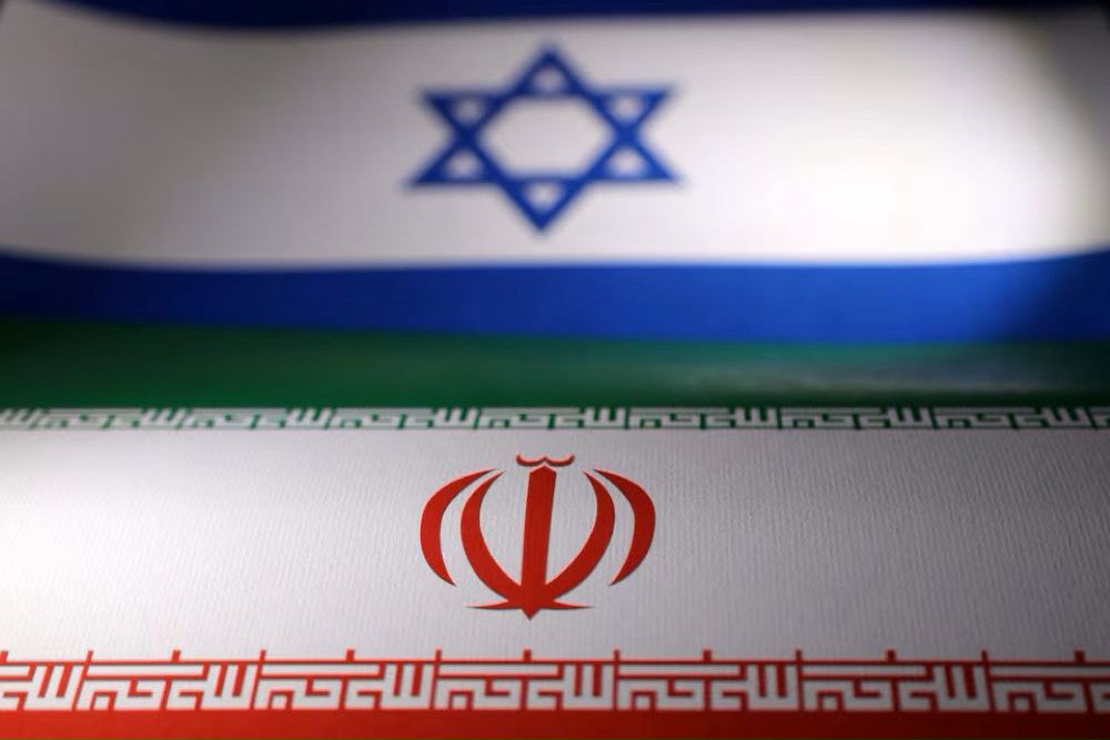  Eskalasi Meningkat, Saling Serang Iran Vs Israel Bisa Picu Perang Nuklir?