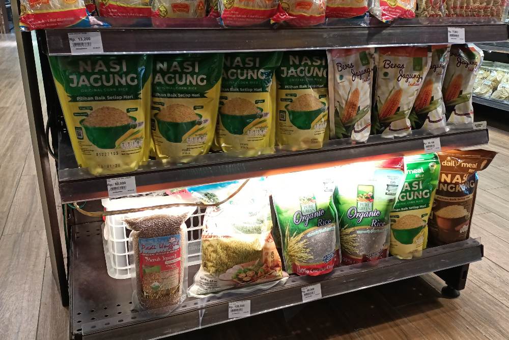  Harga Pangan 17 Juni: Beras Premium Naik, Bawang dan Cabai Melandai