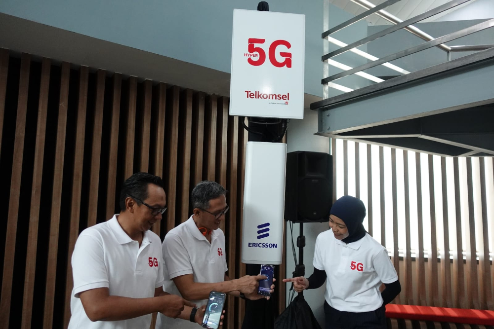  Telkomsel Operasikan 3.000 BTS 5G, Tes Bareng Ericsson di Batam Tembus 1 Gbps