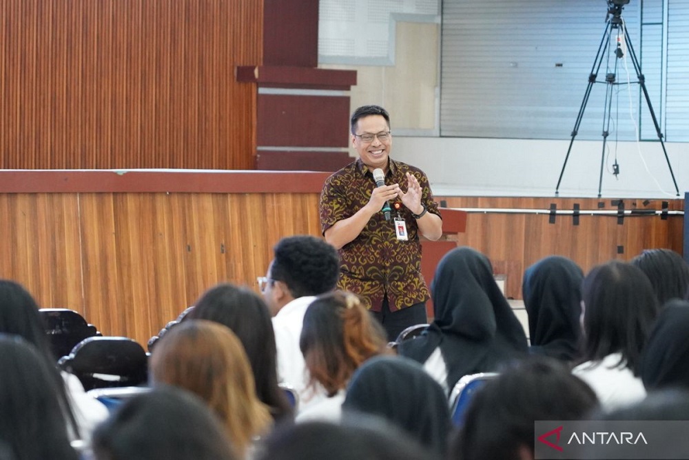  OJK Gandeng Mahasiswa KKN Tingkatkan Literasi dan Akses Keuangan Masyarakat Bali