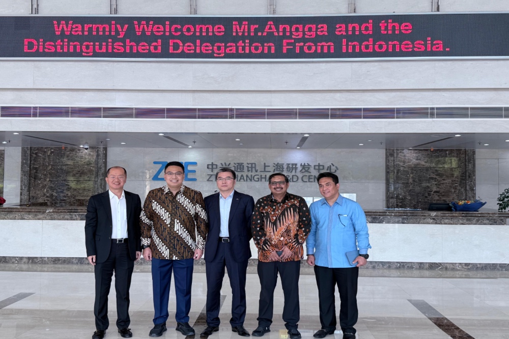  Komdigi Gandeng ZTE Cs Pacu Pusat Riset, Wamen Angga: Transformasi Digital Inklusif