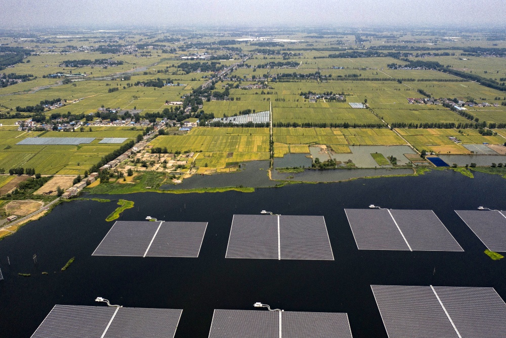  Lahan Bekas Tambang Batu Bara RI Berpeluang Jadi Ladang Panel Surya