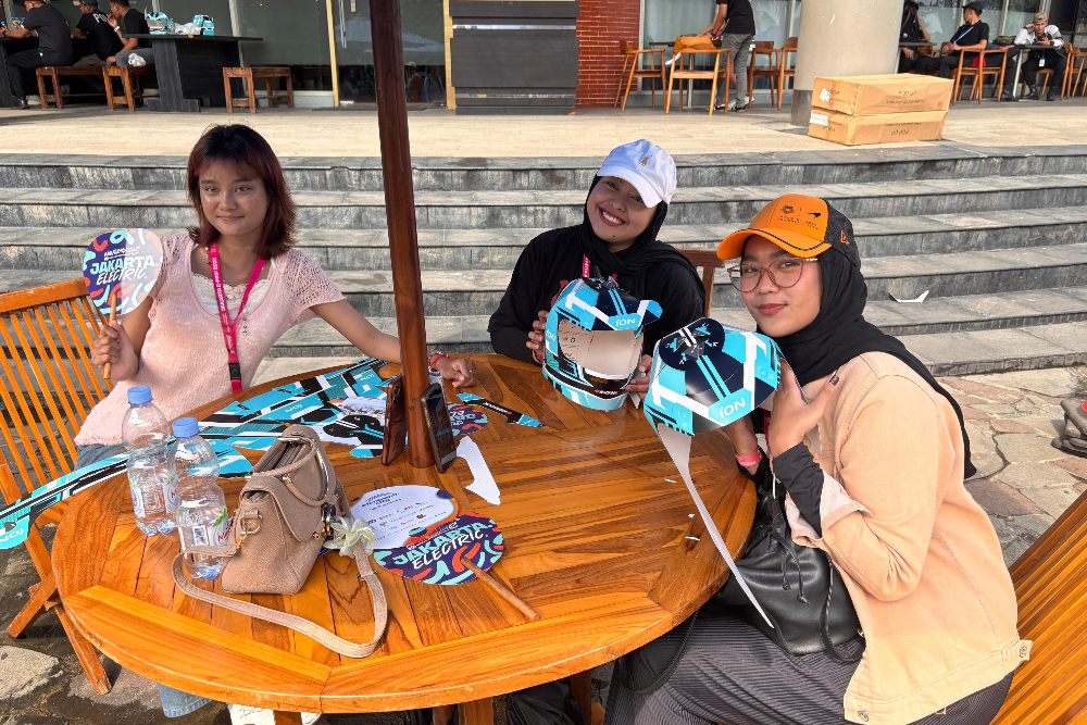  Cerita Lidia Rela Naik Kereta Surabaya Demi Nonton Formula E Jakarta