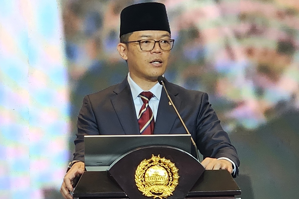  Kemlu: 97 WNI Berhasil Dievakuasi dari Iran Lewat Jalur Darat