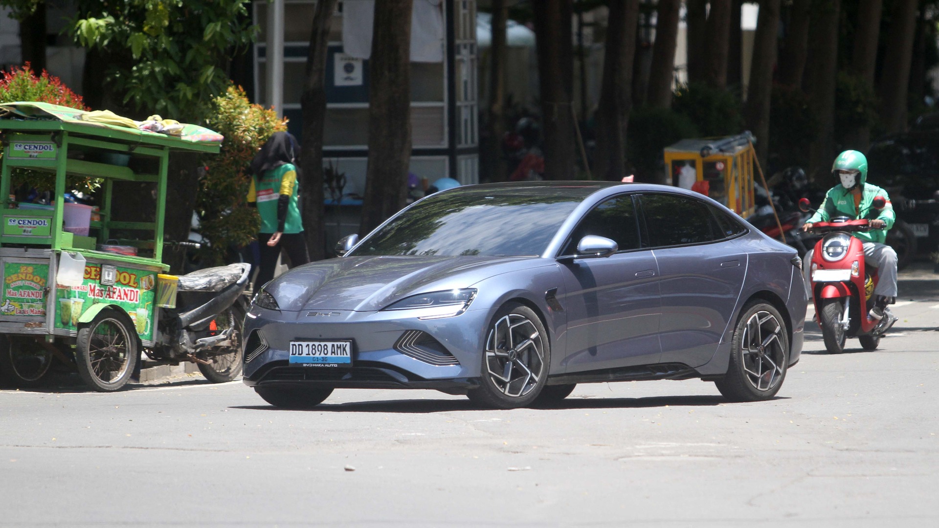  Siasat Astra (AUTO) - Triputra (DRMA) Kuasai Pasar Komponen Mobil Listrik China